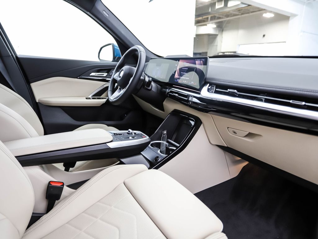 Thumbnail: 2025 BMW X1 - 30