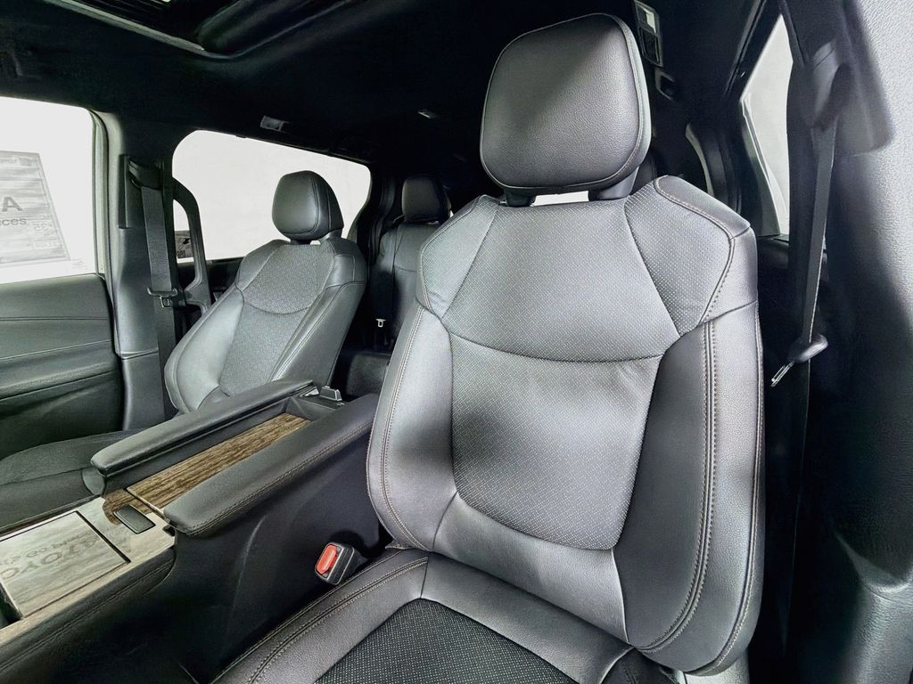 New 2026 Toyota Sienna Van