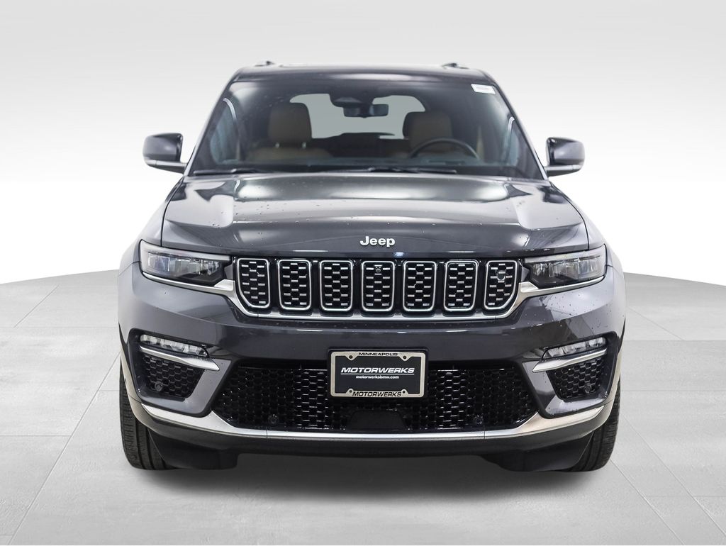 Thumbnail: 2022 Jeep Grand Cherokee - 8