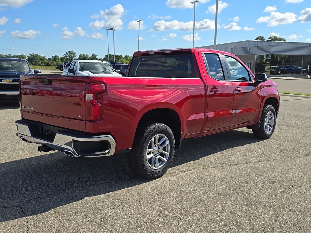 2024 Chevrolet Silverado 1500 LT 4