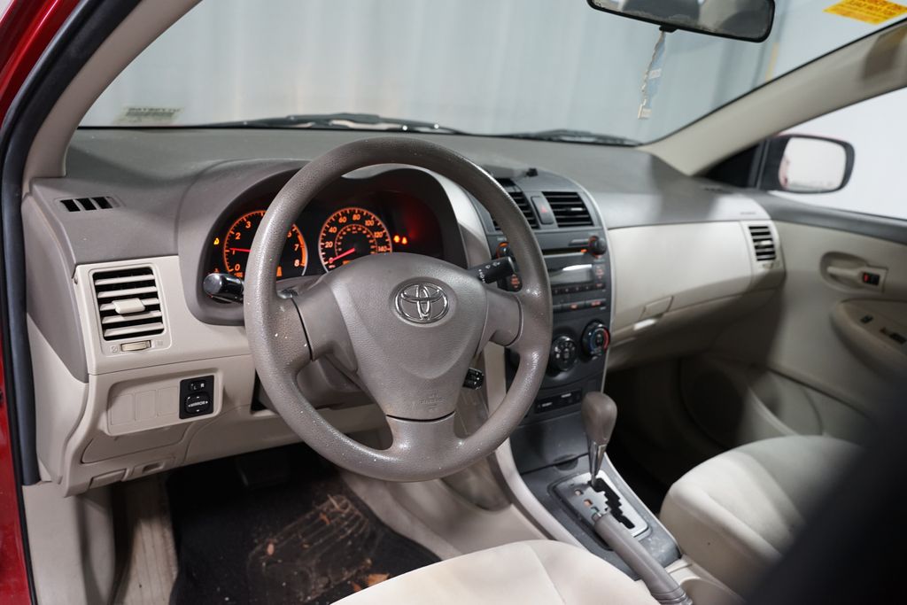Thumbnail: 2009 Toyota Corolla - 7