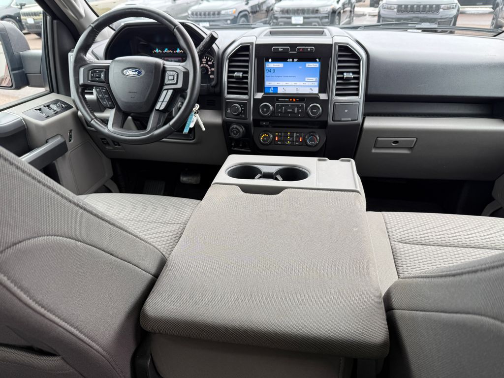 Used 2018 Red Ford XLT image 76