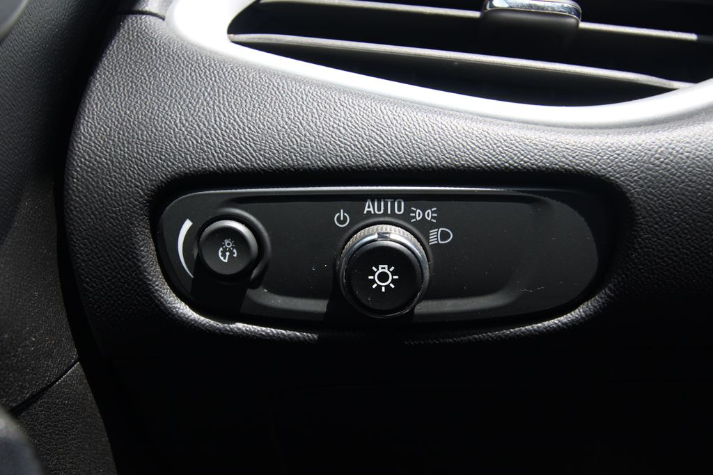 Used 2024 Chevrolet Malibu Sedan