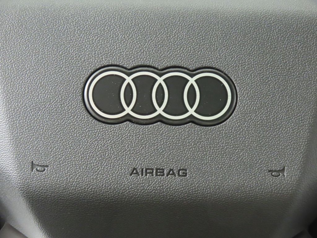 Thumbnail: 2026 Audi Q3 - 17