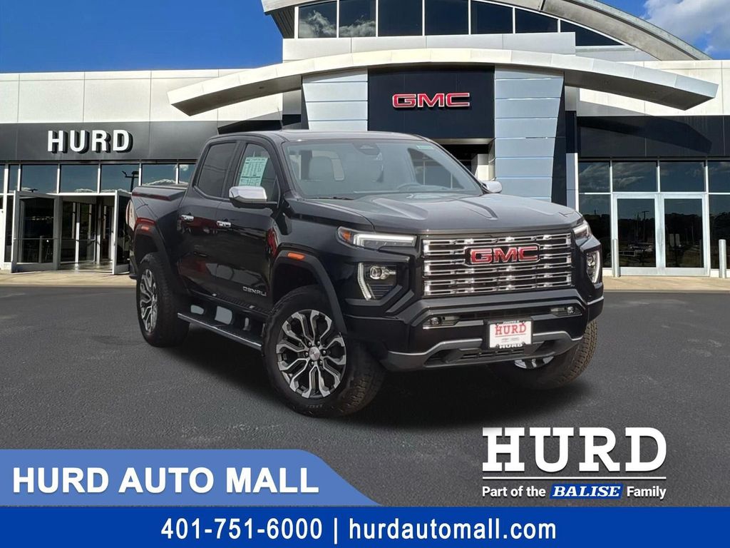 Onyx Black 2026 GMC Canyon Denali Crew Cab 4WD Pickup Truck Four-Wheel Drive 8-Speed Automatic