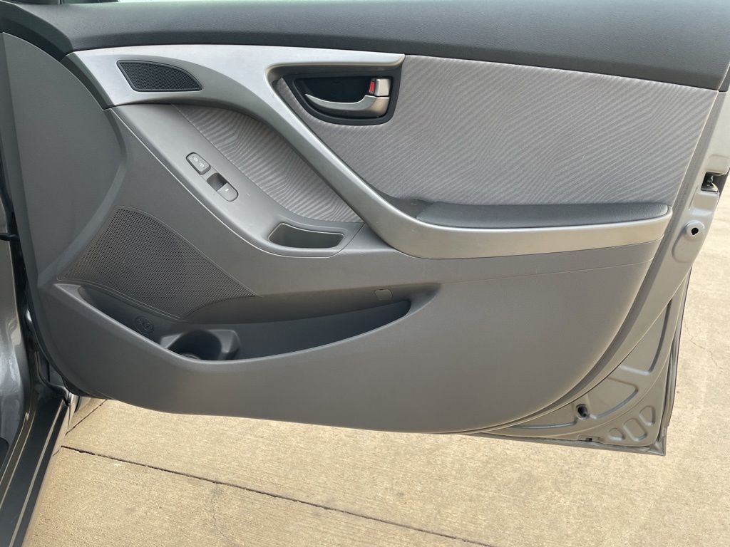 Used Car 2013 Hyundai Elantra  Gls For Sale Under $10,000 In Georgetown, Texas