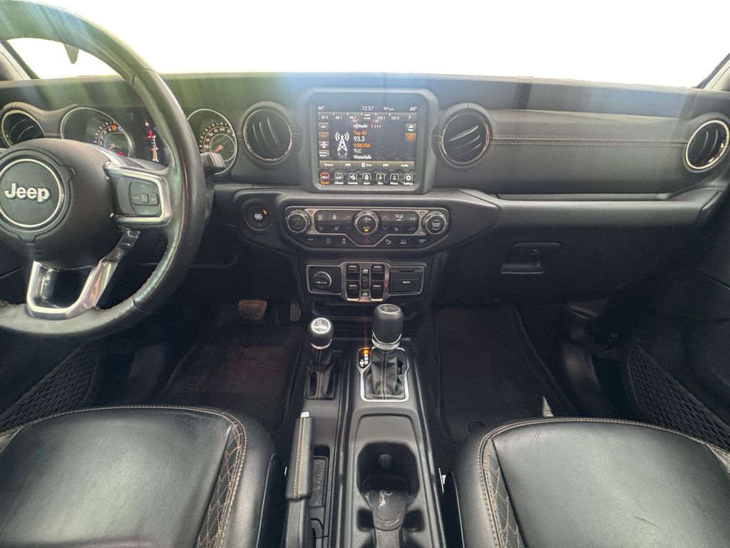 Used Car 2023 Jeep Gladiator  Overland For Sale Under $35,000 In Round Rock, Texas