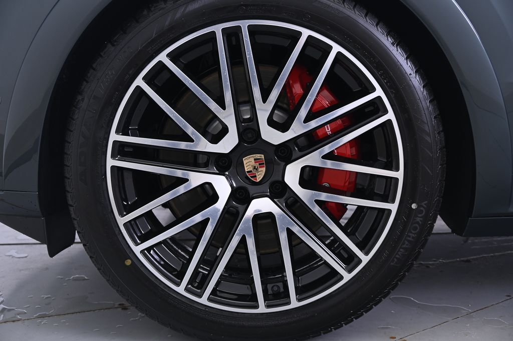 Thumbnail: 2025 Porsche Cayenne - 11