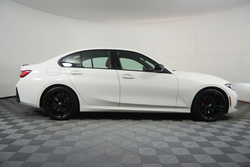 Thumbnail: 2023 BMW 3 Series - 2