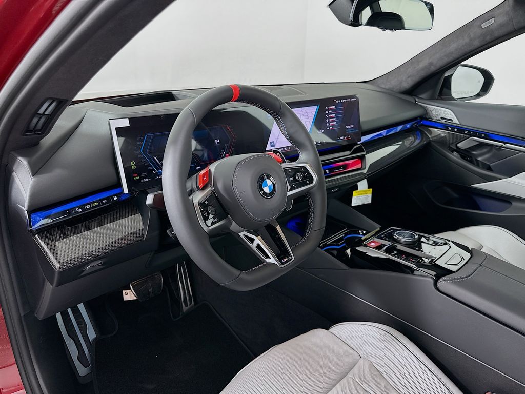 Thumbnail: 2026 BMW M5 - 9