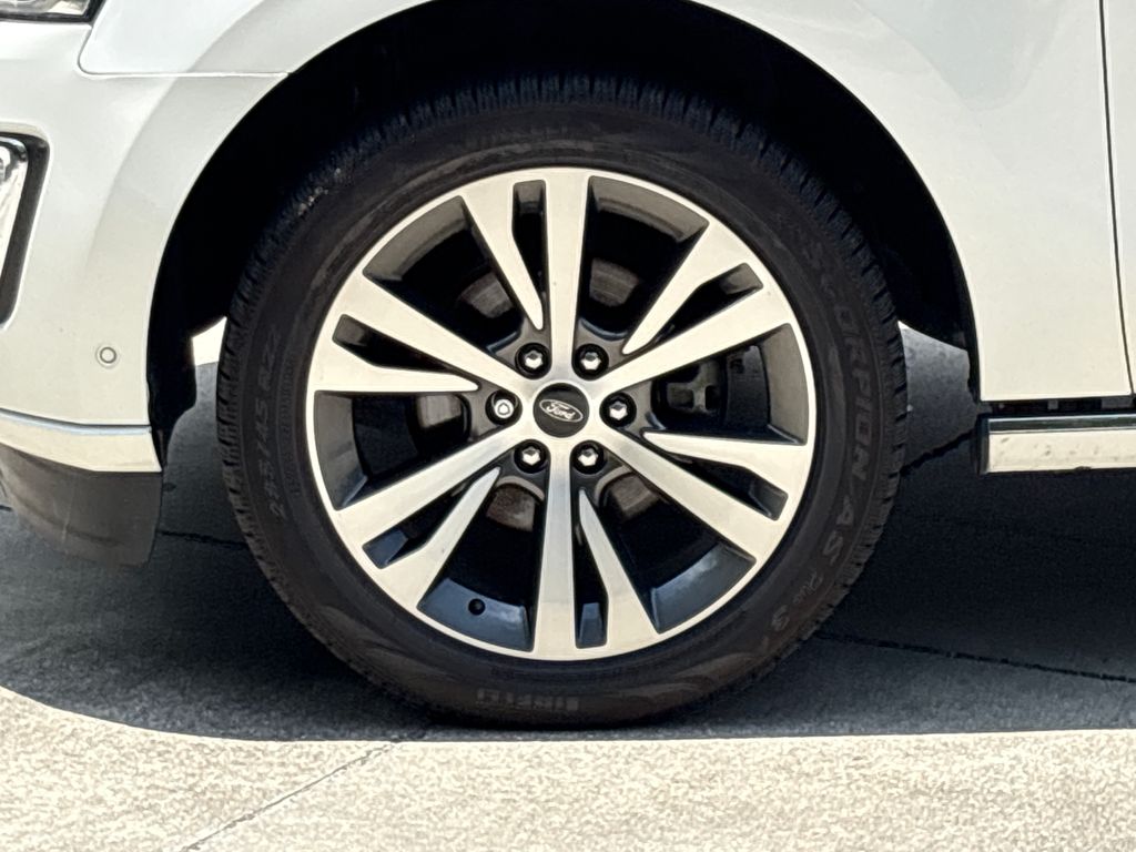 Used 2021 White Ford Platinum image 13