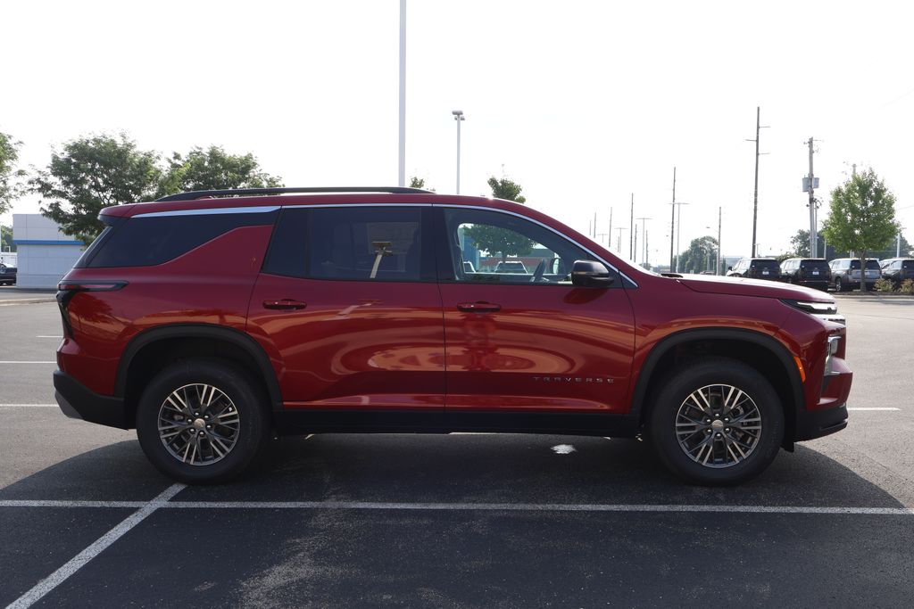 Thumbnail: 2026 Chevrolet Traverse - 9