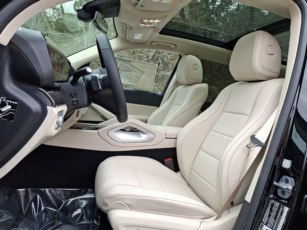 Thumbnail: 2026 Mercedes-Benz GLE - 9