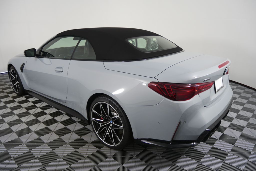 2026 BMW M4 Competition 8