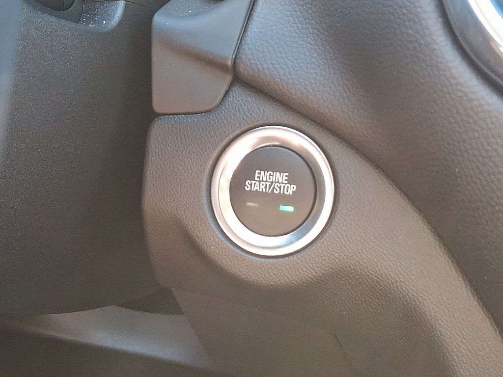 Thumbnail: 2023 Chevrolet Equinox - 24