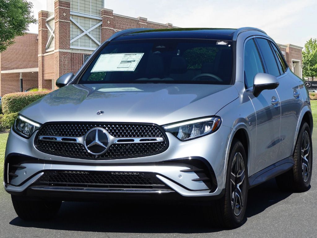 Thumbnail: 2025 Mercedes-Benz GLC - 4