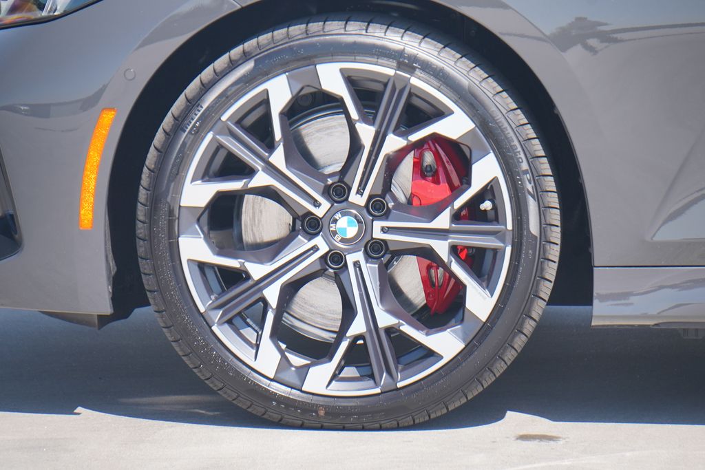 Thumbnail: 2026 BMW 3 Series - 5