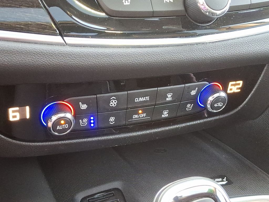 Thumbnail: 2021 Buick Enclave - 18