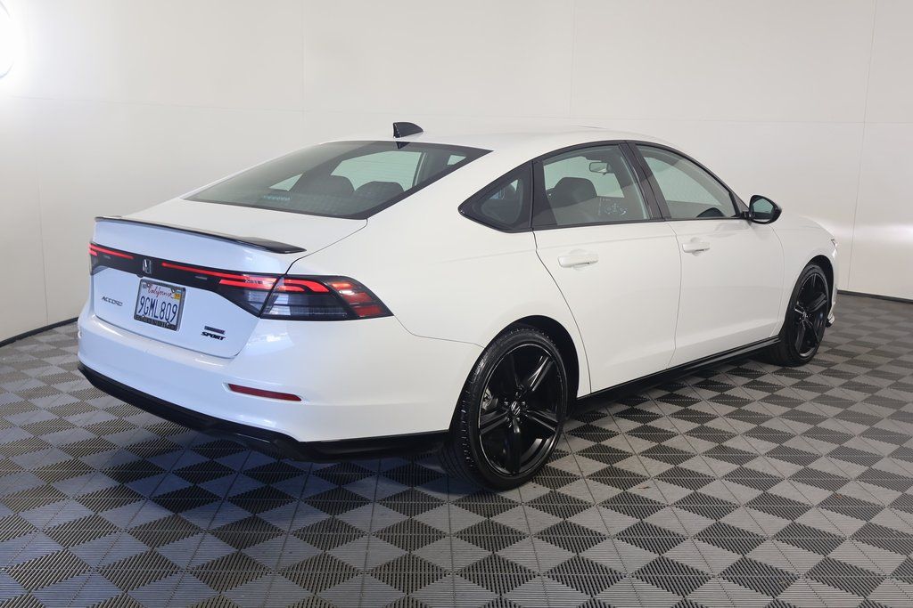 Thumbnail: 2023 Honda Accord - 4