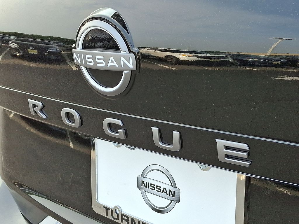 Thumbnail: 2026 Nissan Rogue - 11