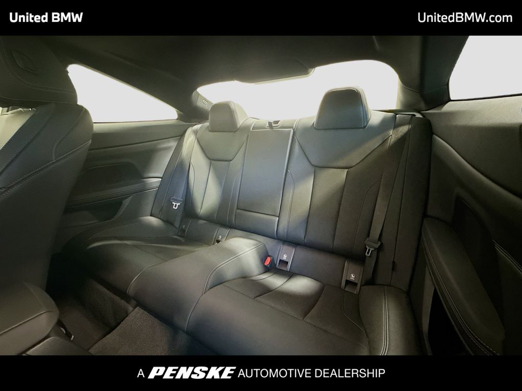 Thumbnail: 2025 BMW 4 Series - 13