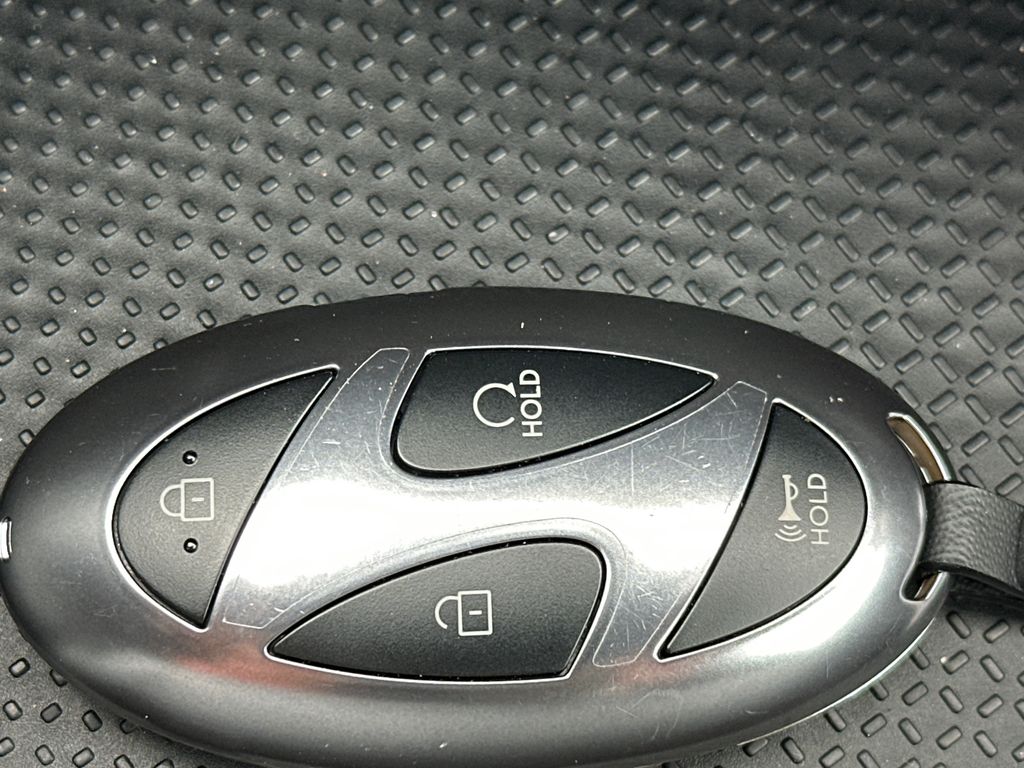 New 2026 Black HYUNDAI SEL image 34