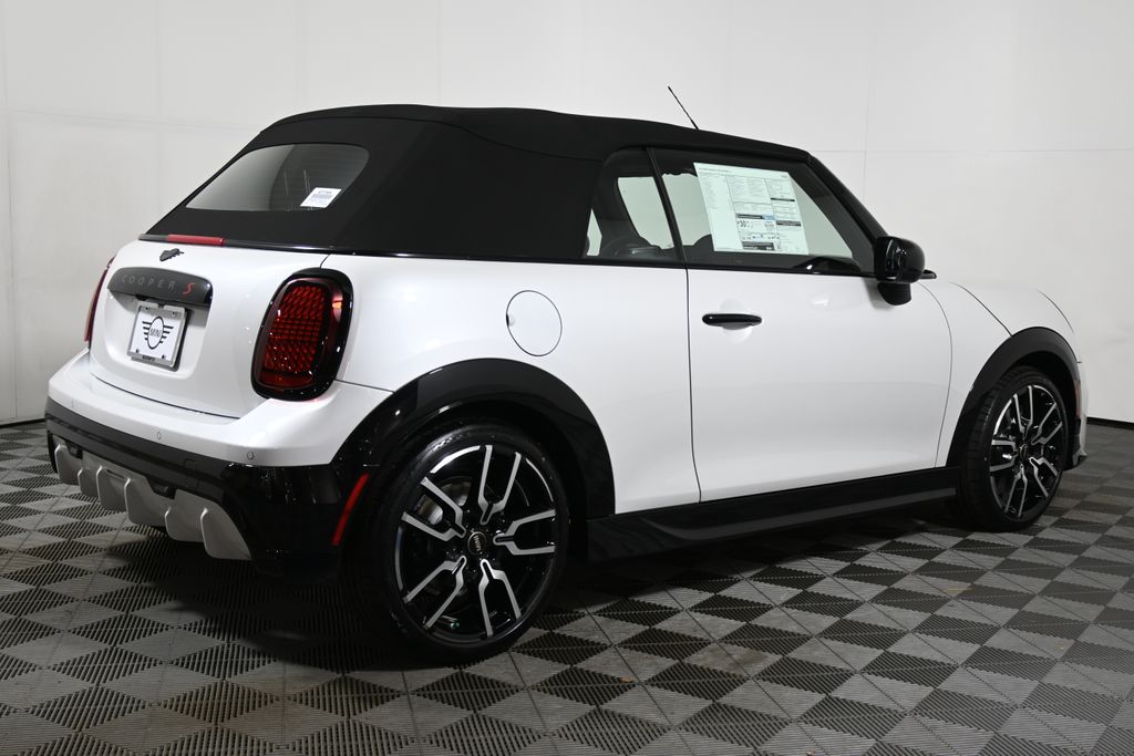 Thumbnail: 2026 MINI Cooper - 8