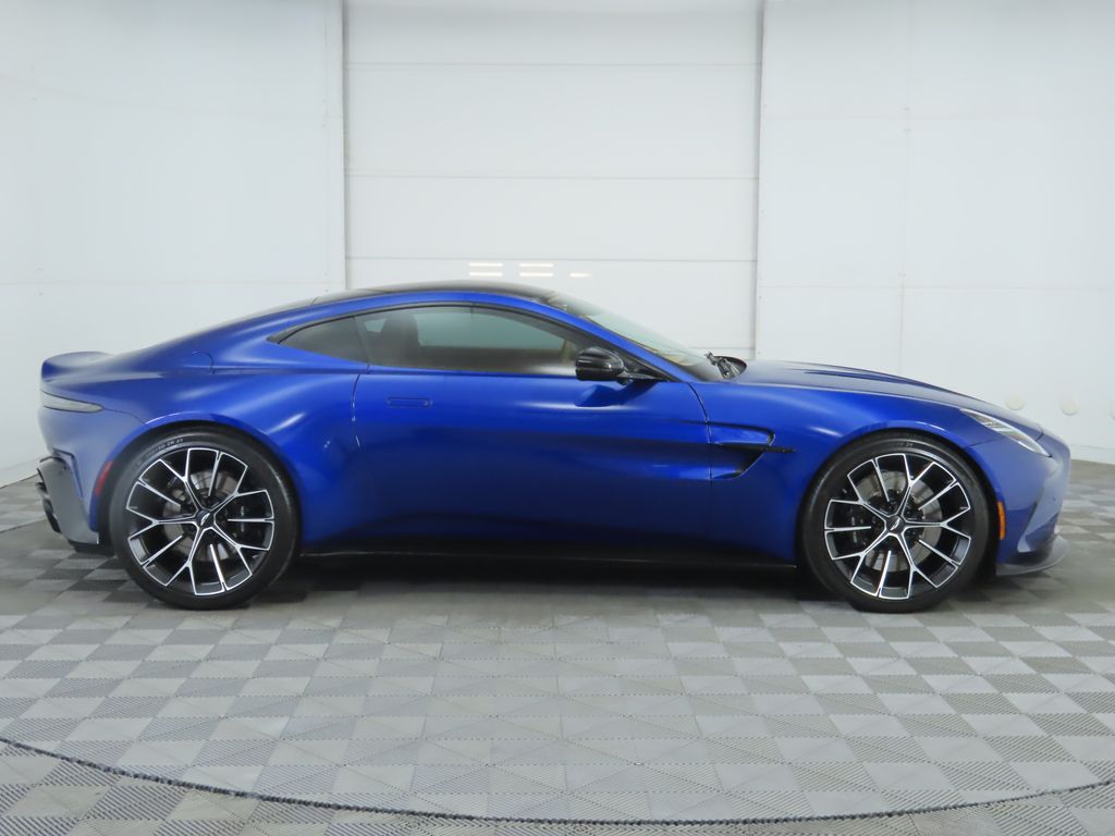 Thumbnail: 2025 Aston Martin Vantage - 4