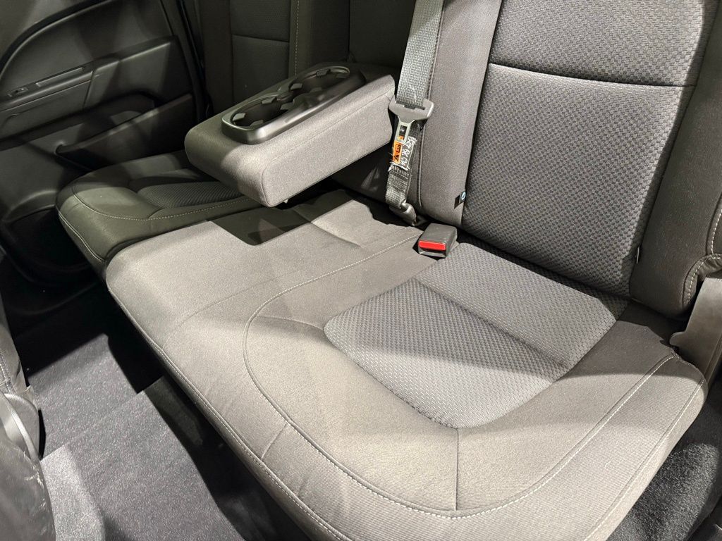 Thumbnail: 2019 Chevrolet Colorado - 16