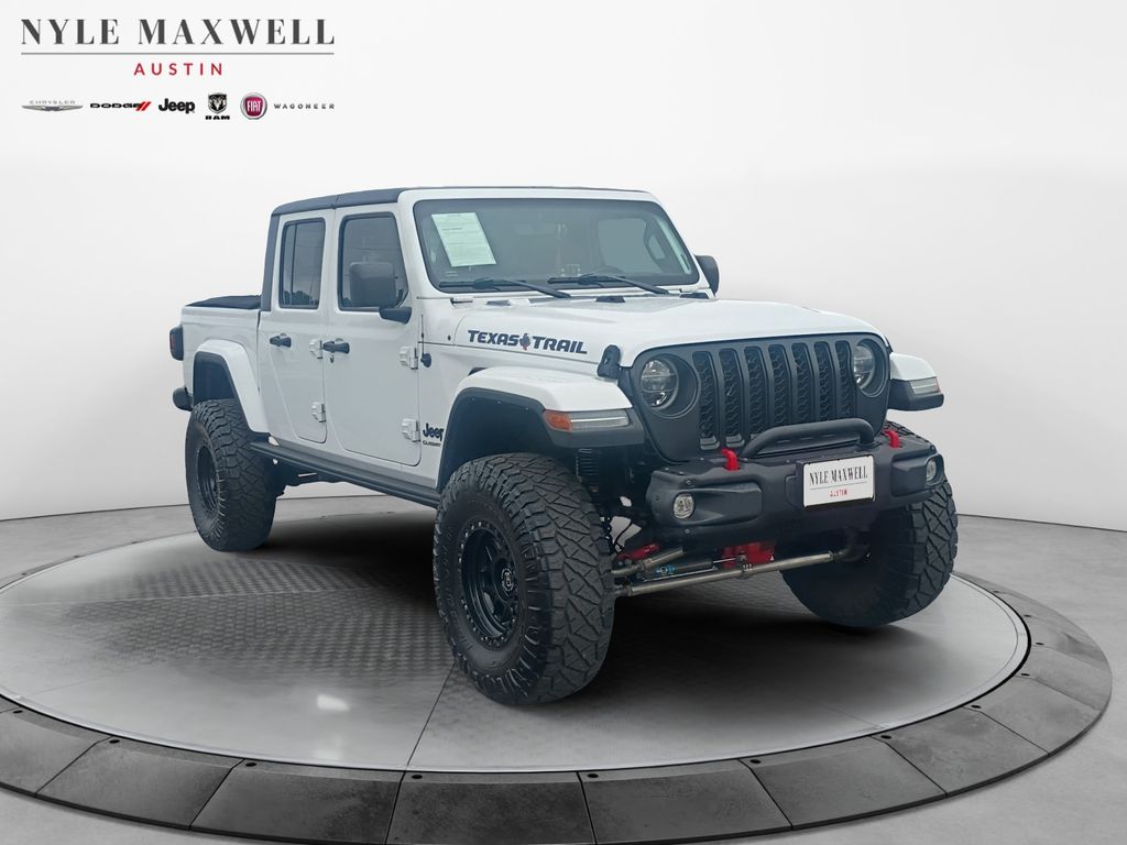 Used Car 2021 Jeep Gladiator  Sport For Sale Under $25,000 In Austin, Texas