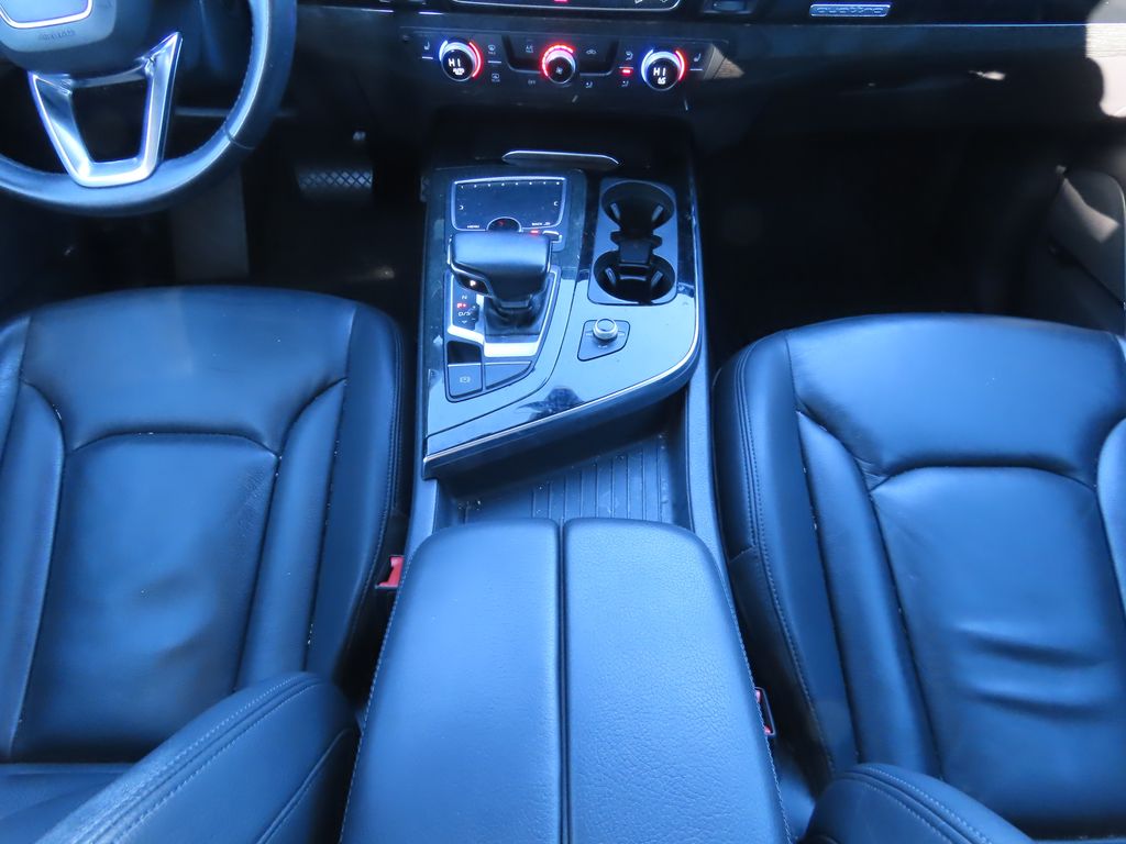 Thumbnail: 2019 Audi Q7 - 9