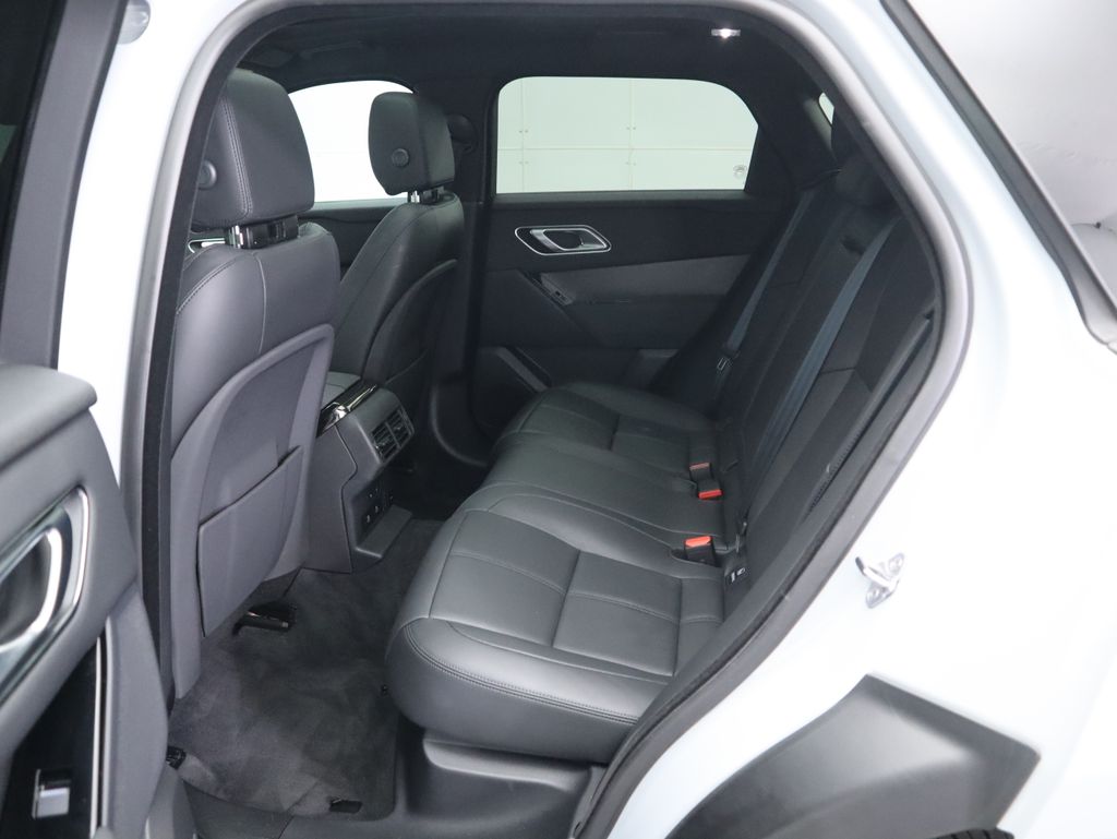 Thumbnail: 2025 Land Rover Range Rover Velar - 22