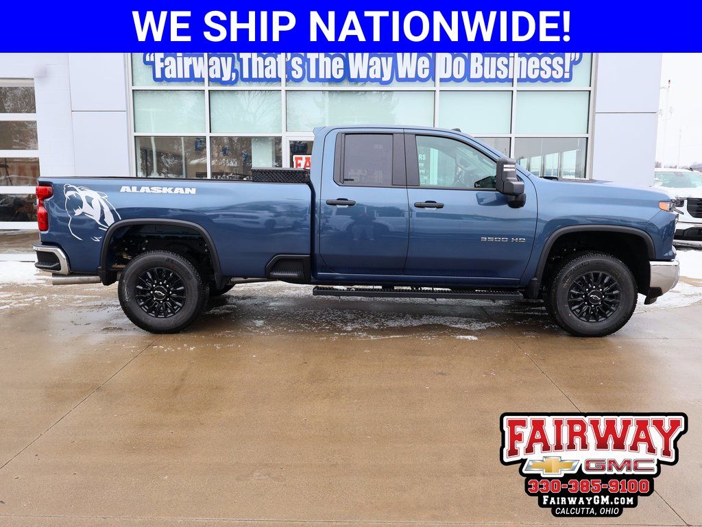 Lakeshore Blue Metallic 2026 Chevrolet Silverado 3500HD Pickup Truck Four-Wheel Drive Automatic