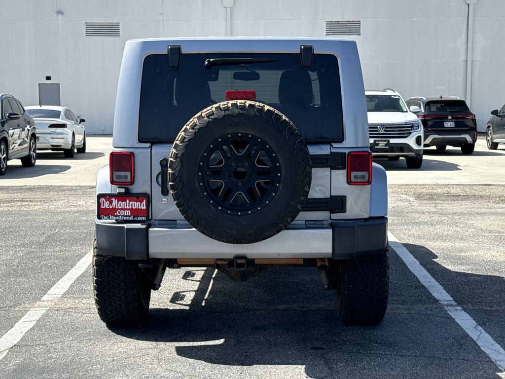 2017 Jeep Wrangler Unlimited Sahara Silver at Autostrade