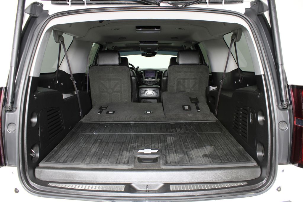 Used 2016 Chevrolet Suburban for sale in 