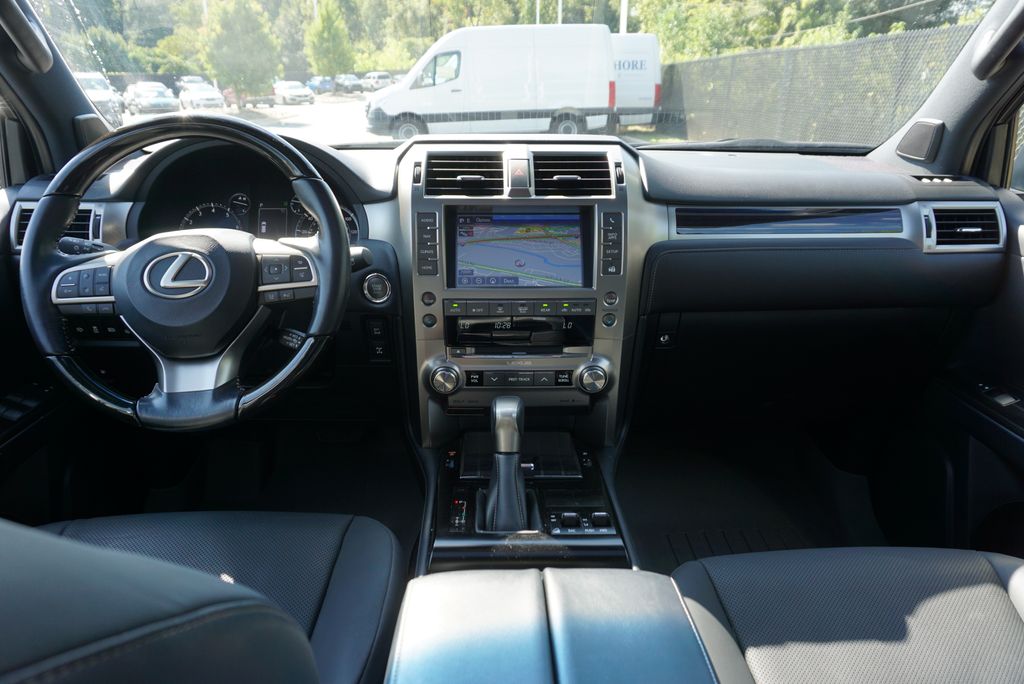 Thumbnail: 2021 Lexus GX - 15