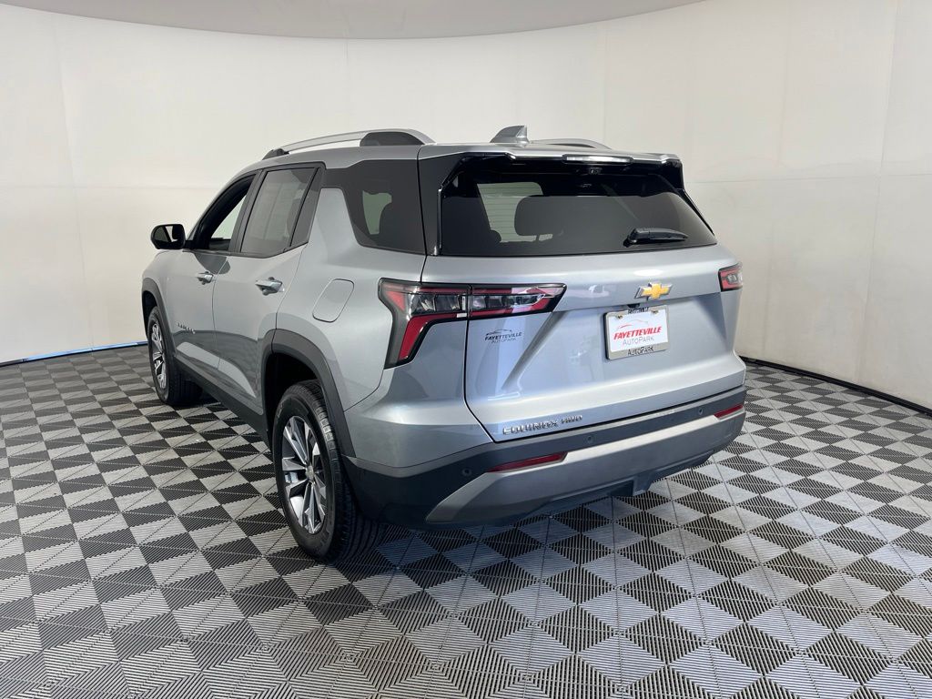 Thumbnail: 2025 Chevrolet Equinox - 3