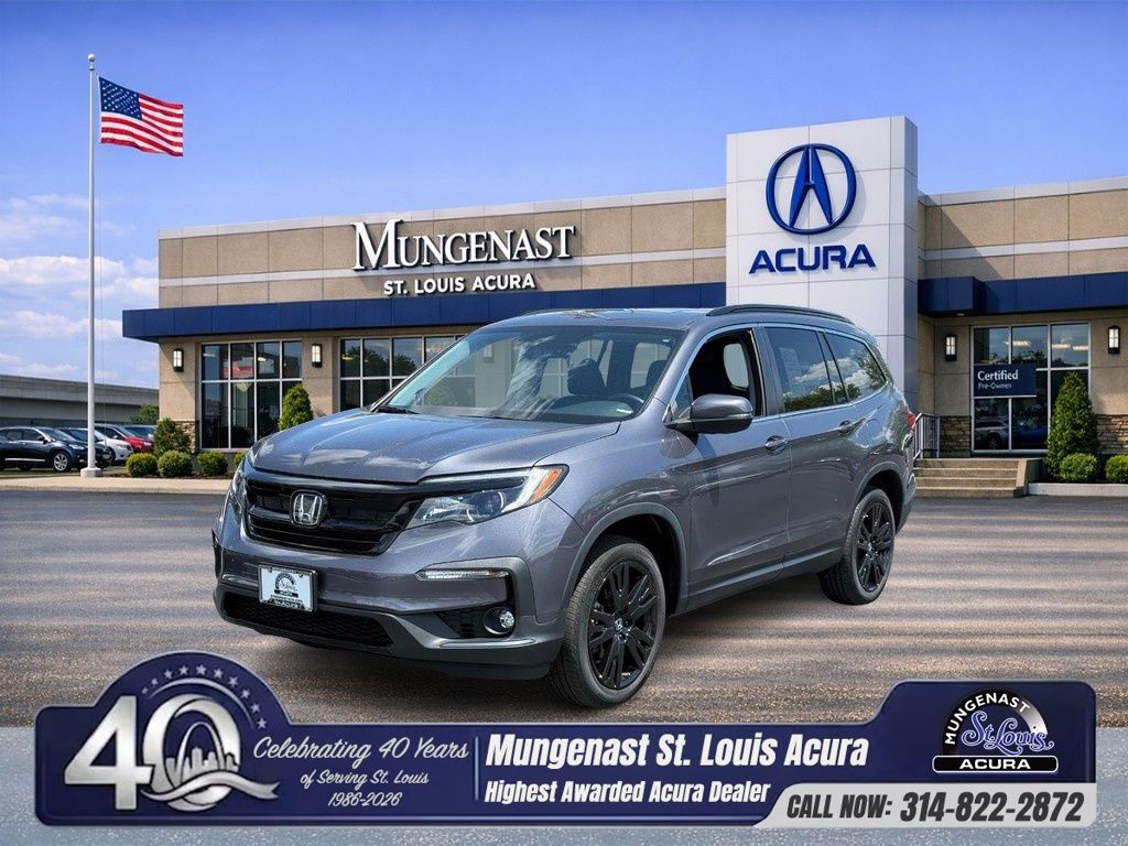 Gray (Modern Steel Metallic) 2022 Honda Pilot SE AWD SUV / Crossover All-Wheel Drive 9-Speed Automatic