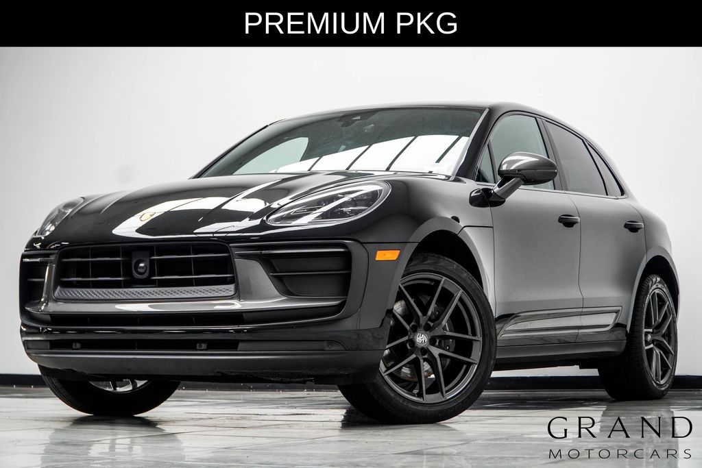 Black 2023 Porsche Macan SUV / Crossover All-Wheel Drive 7-Speed Automatic