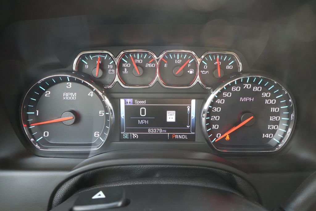 Thumbnail: 2019 Chevrolet Tahoe - 29