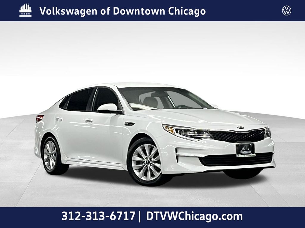 2018 Kia Optima LX AT's photo