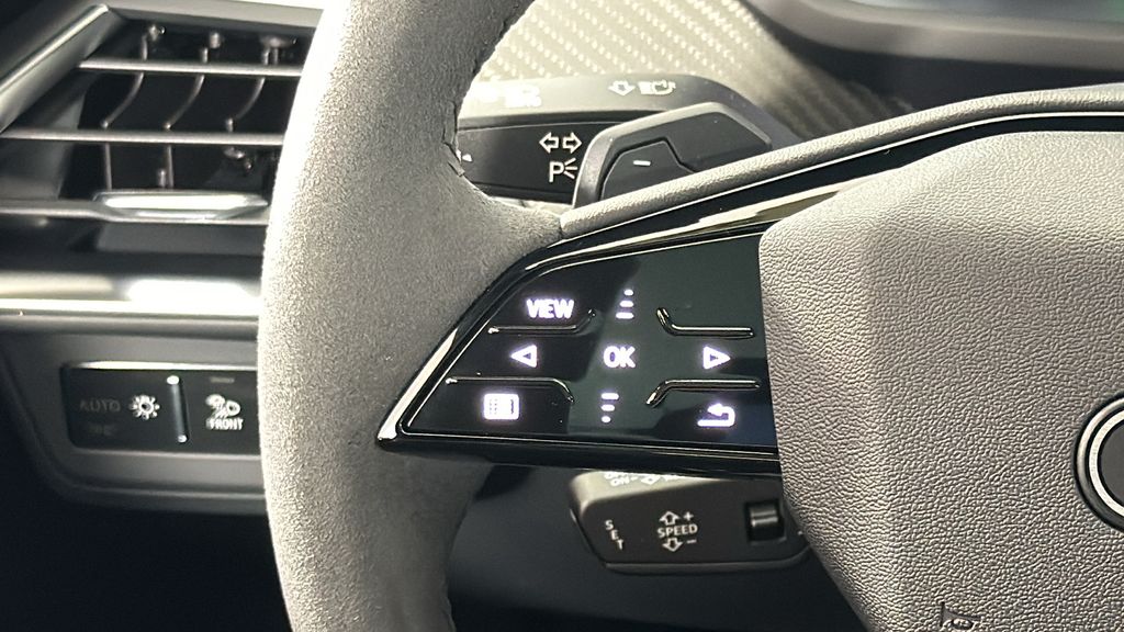 2025 Audi e-tron GT Premium Plus 15