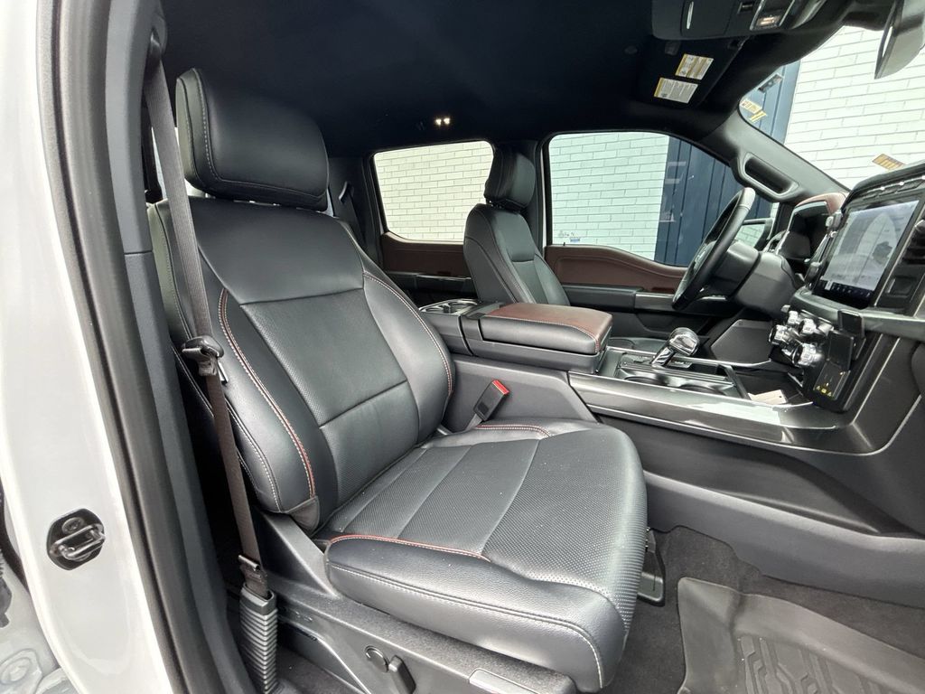 Used 2023 Oxford White Ford Lariat image 26