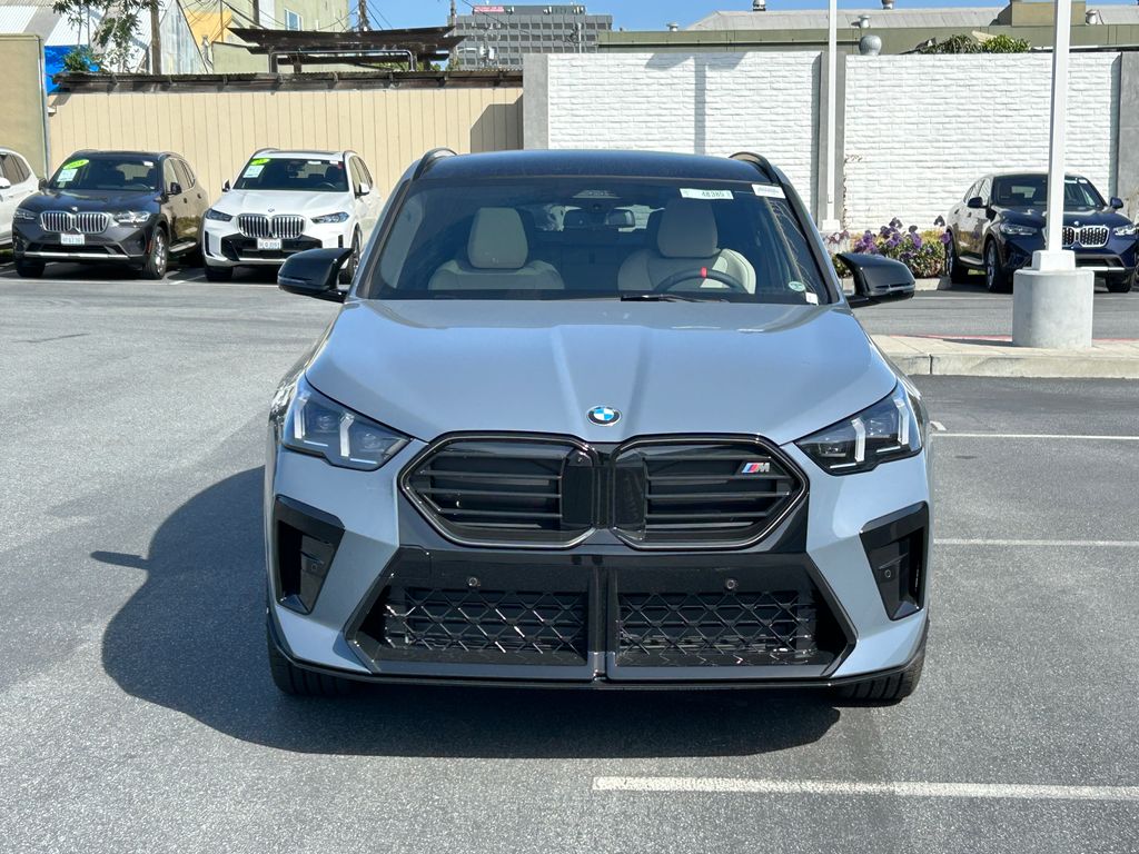 2025 BMW X2 M35i 8
