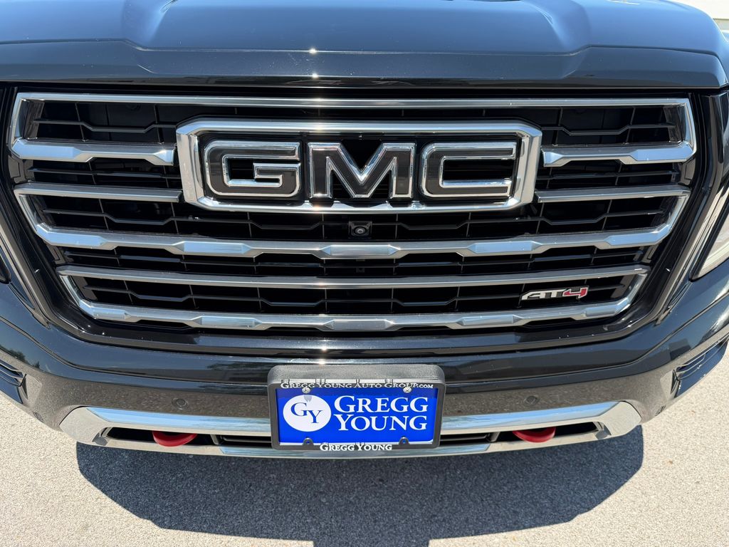 Used 2025 GMC Yukon SUV