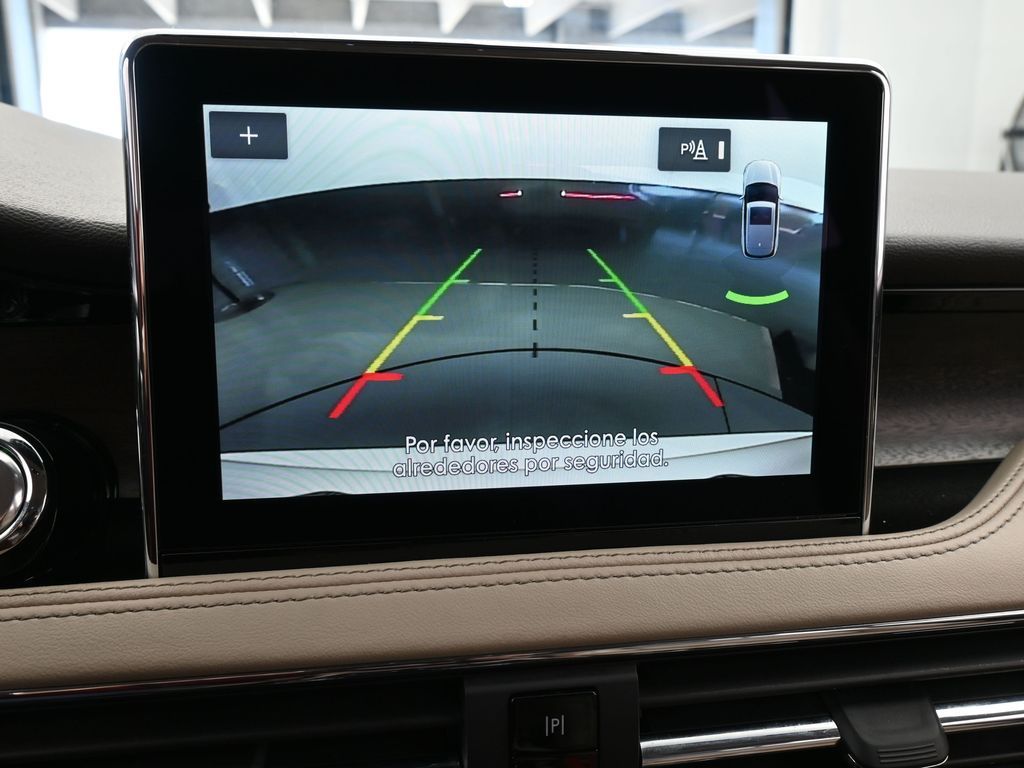 Used 2022 Pristine White Metallic Tri-Coat Lincoln Reserve image 20