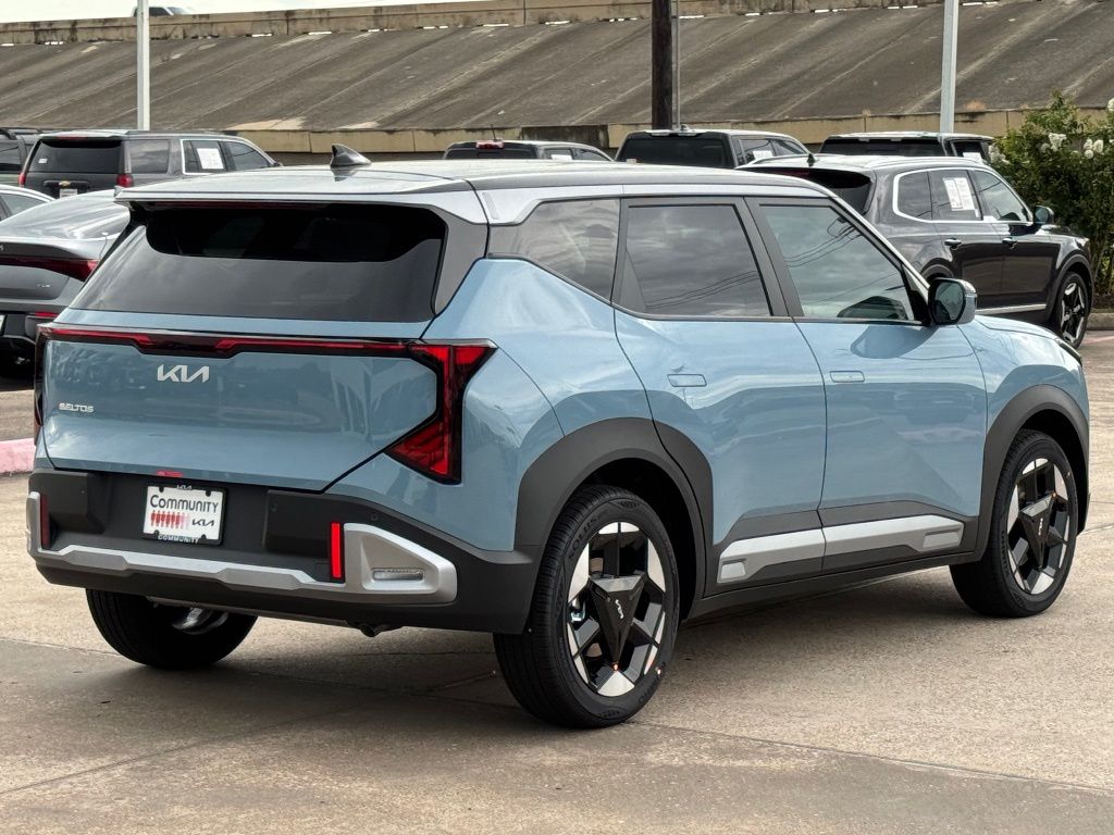 2027 Kia Seltos S Blue at Shottenkirk Kia Fort Bend