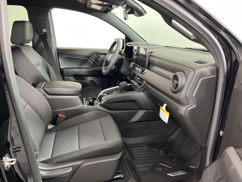 Thumbnail: 2026 Chevrolet Colorado - 8