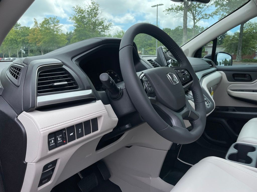 Thumbnail: 2026 Honda Odyssey - 27
