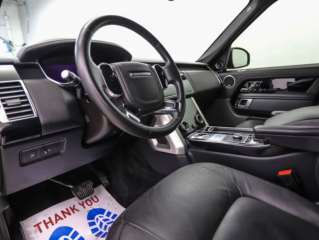 Thumbnail: 2019 Land Rover Range Rover - 10